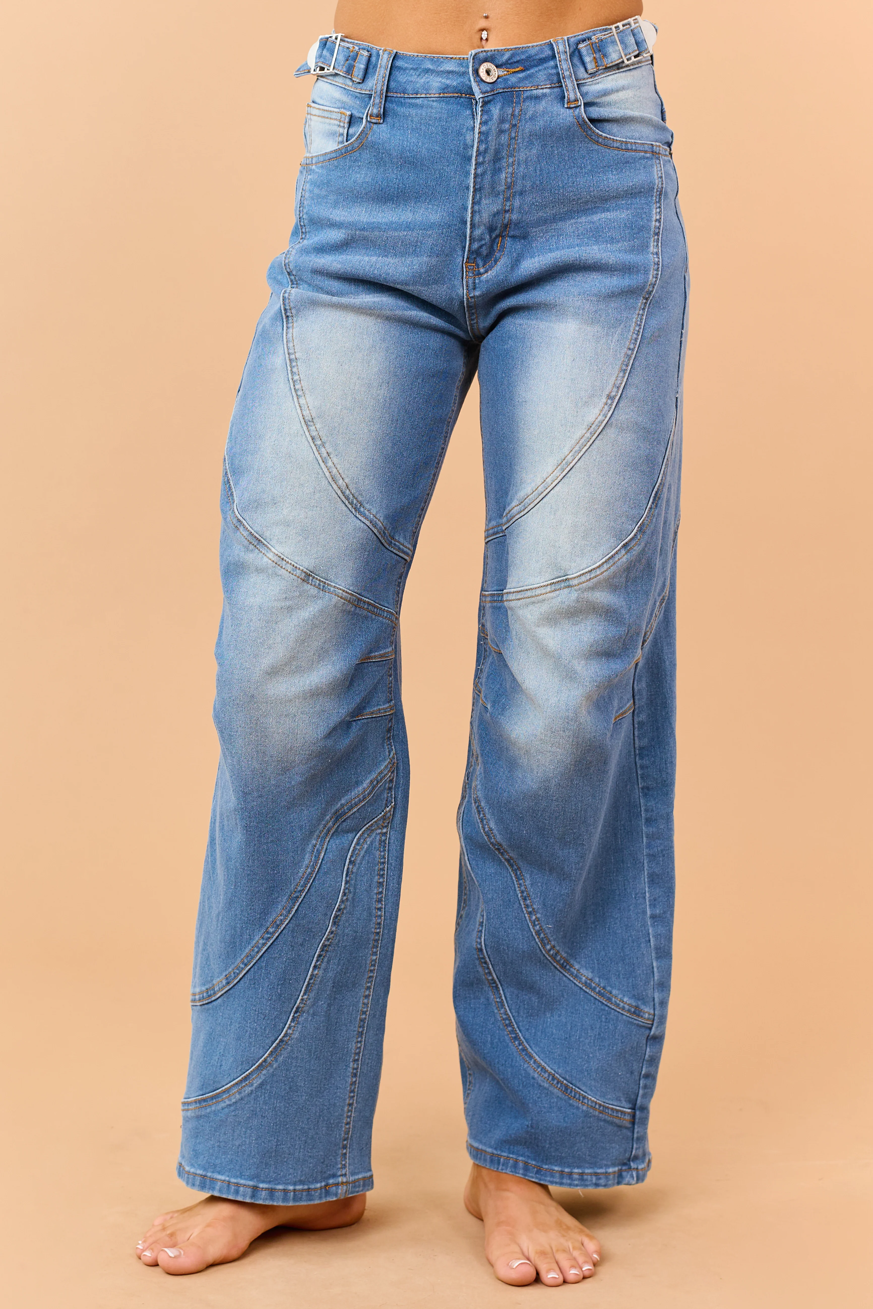 Medium Wash Seam Detailed Wide Leg Stretchy Jeans - Image 2