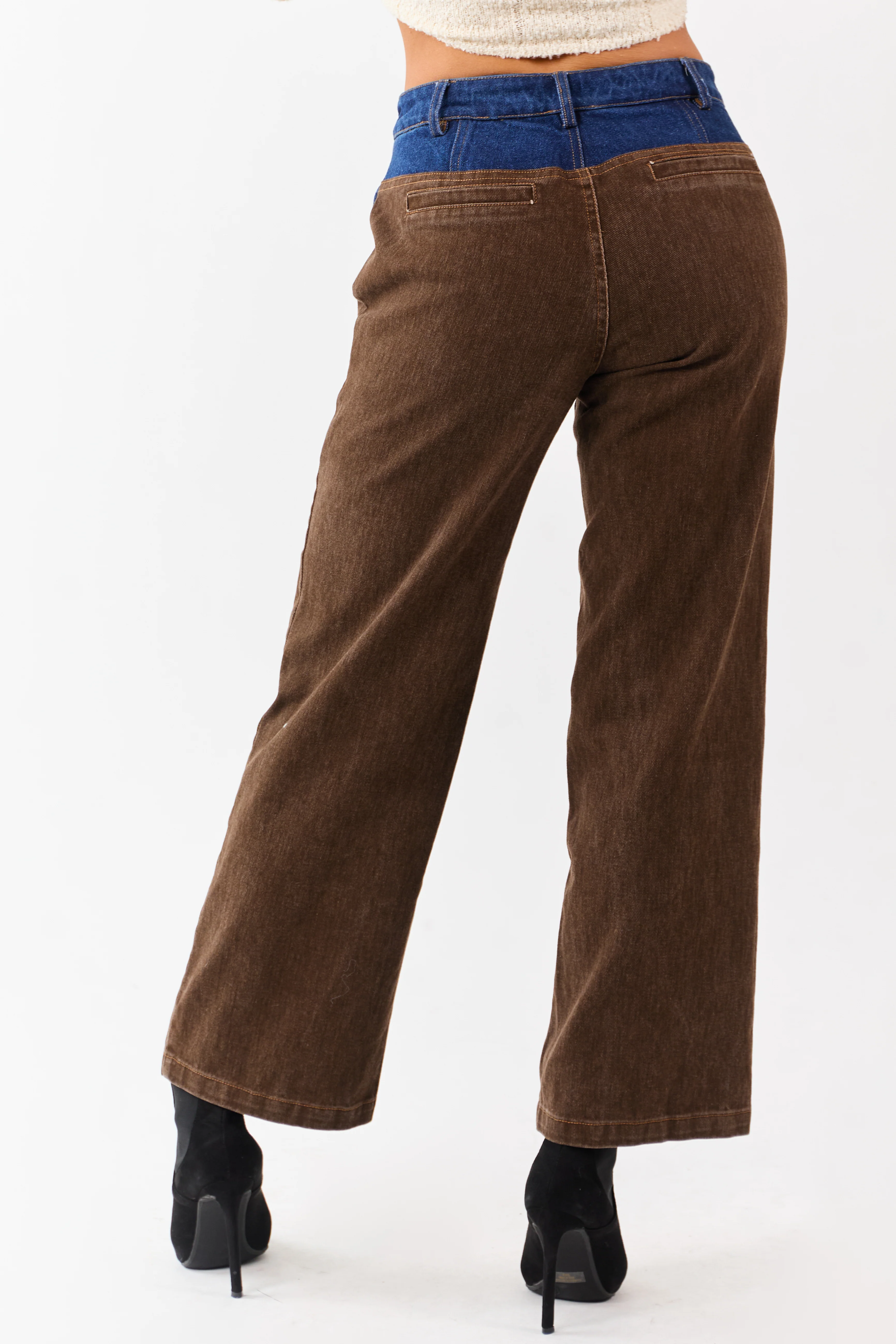 Walnut Contrast Dark Wash Relaxed Straight Jeans - Image 4